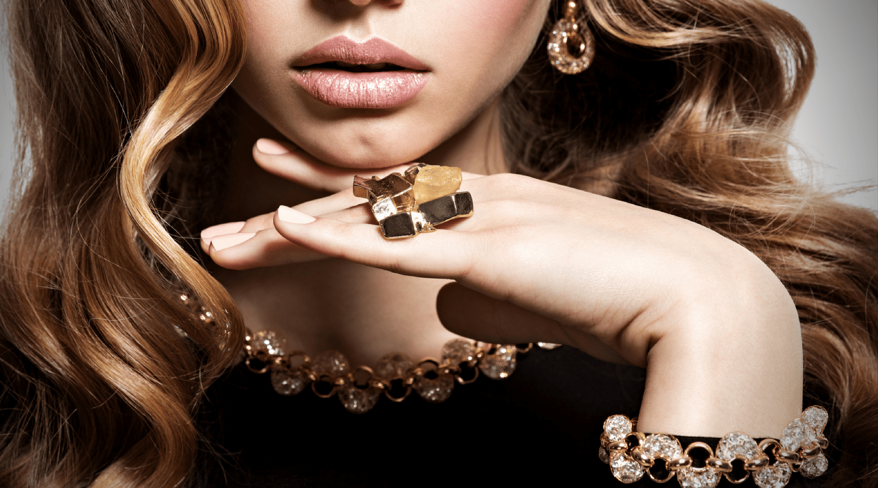 Fashion Designer Brooch For Women Luxury Gold Jewelry Ladies Dress