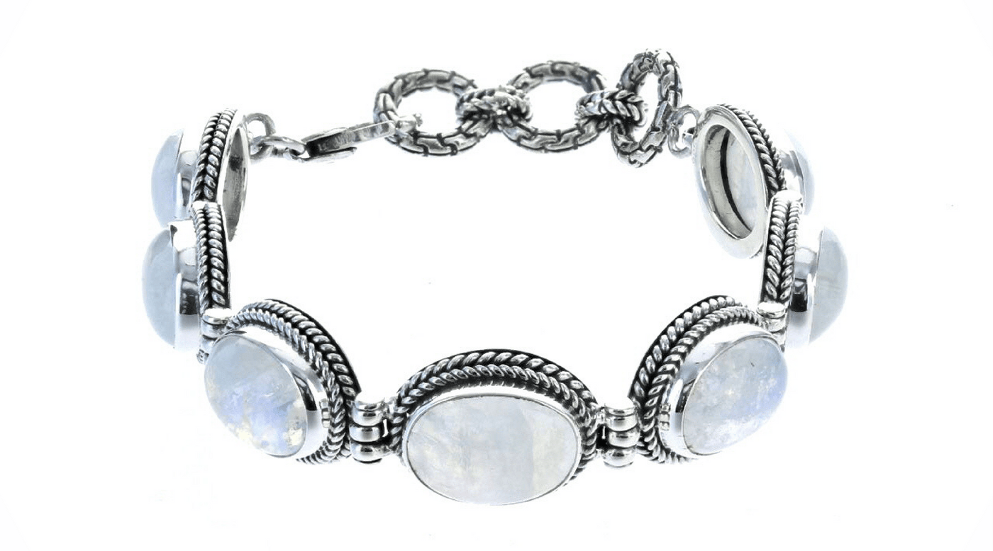8 Ways to Wear Moonstone