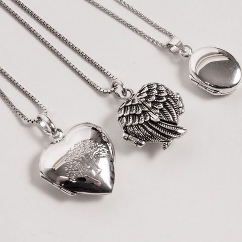 Why You Should Buy a Jewelry Gift Set for Your Loved One