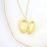 Crystal Collection Necklaces Roma Oval Locket Necklace (Gold)