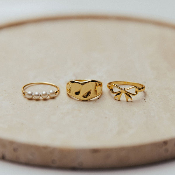 Bow Ring (Gold)