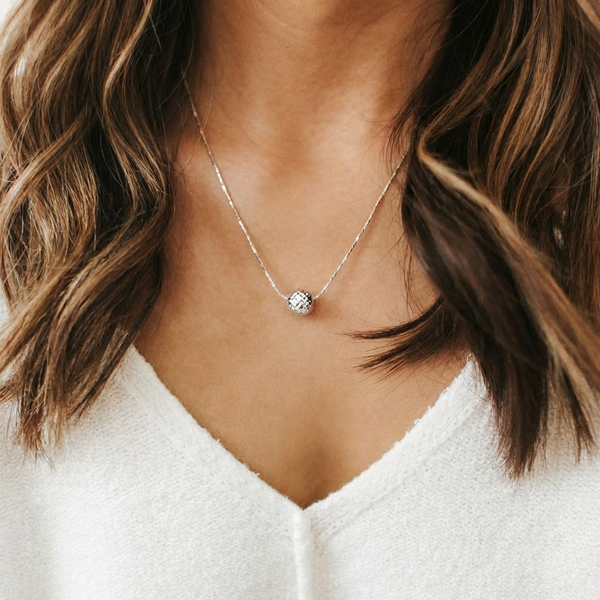 Diamond-Cut Single Ball Necklace