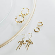 Grace Blooms Earrings Gold Bow Dangle Earrings (Gold)