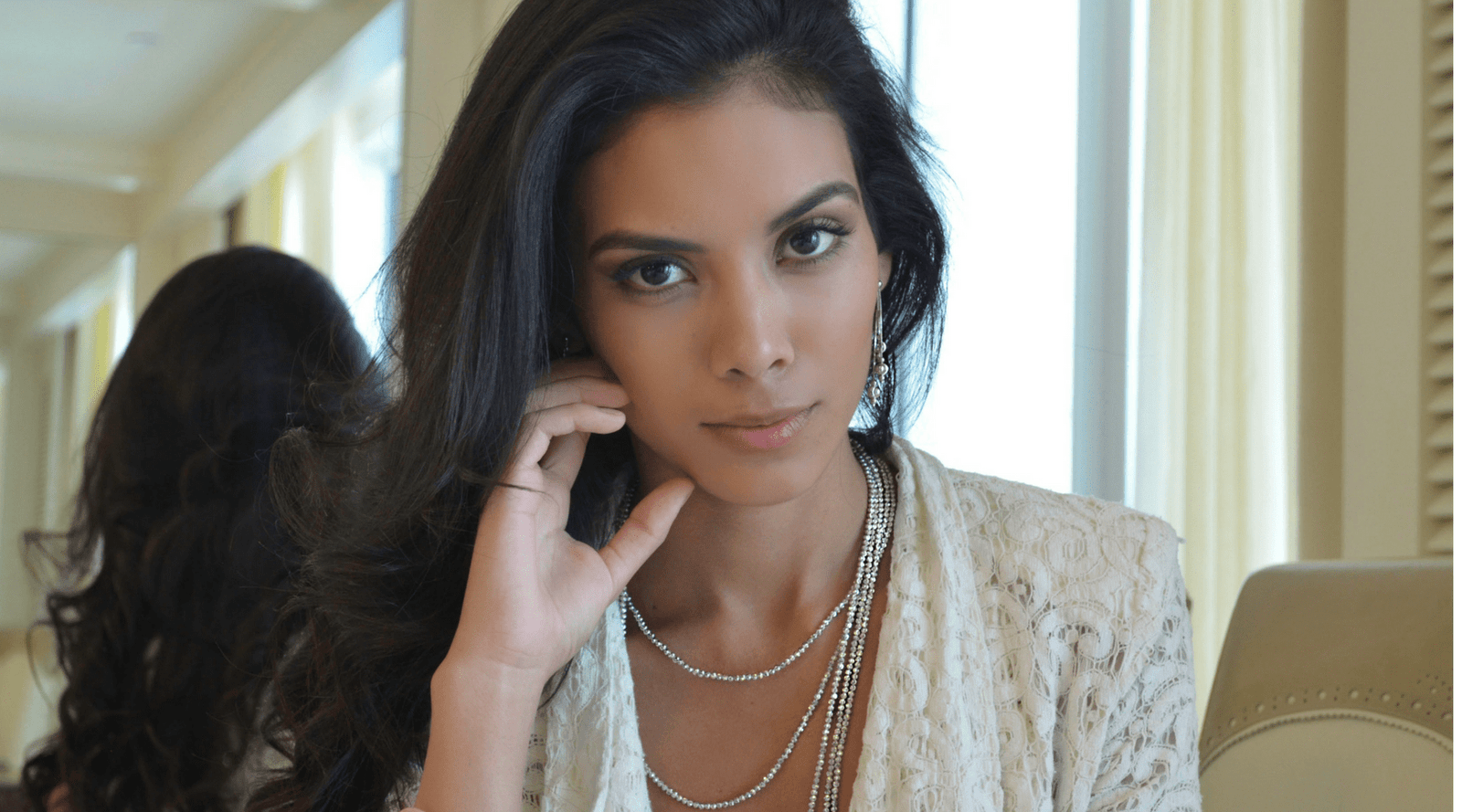 Popular best sale ladies necklaces