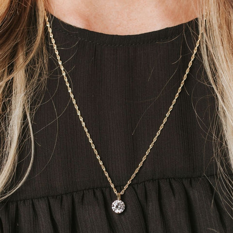 Designer Necklaces: How to Choose the Right Length
