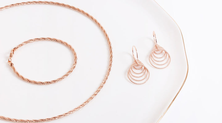 How to Style Rose Gold Jewelry: A Fashion Guide