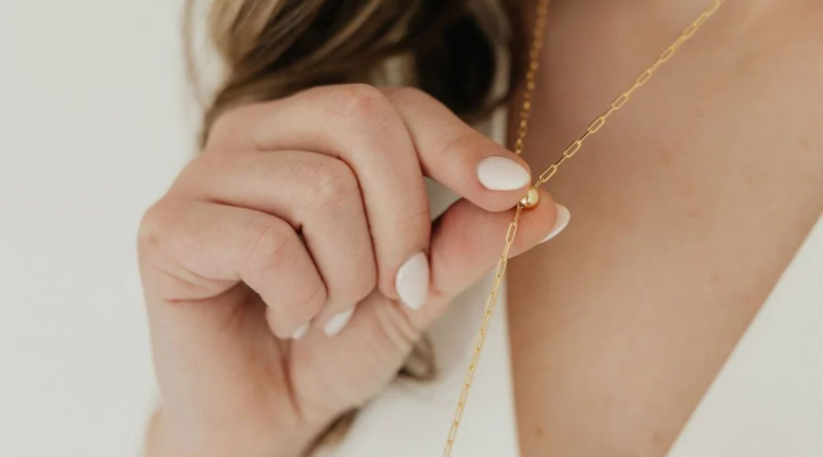 How to Buy the Perfect Jewelry as a Gift for a Loved One