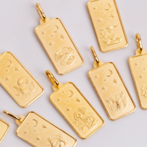 7 Jewelry Bridesmaid's Gifts Your Girls Will Love