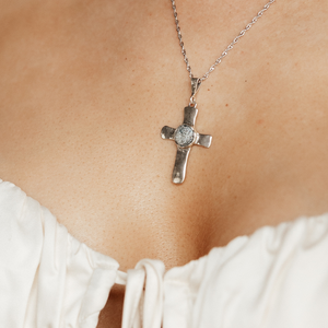 Roman Glass Jewelry: Choosing from These Unique One-of-a-Kind Pieces