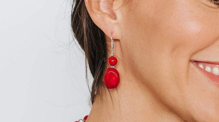7 Ways to Wear Red Coral Necklaces