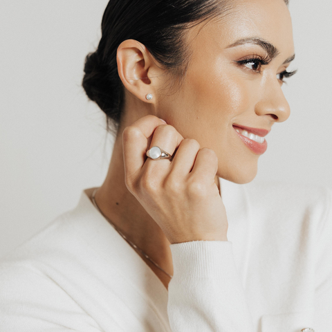 How to Style Dainty Rings for Any Occasion: Tips and Inspiration