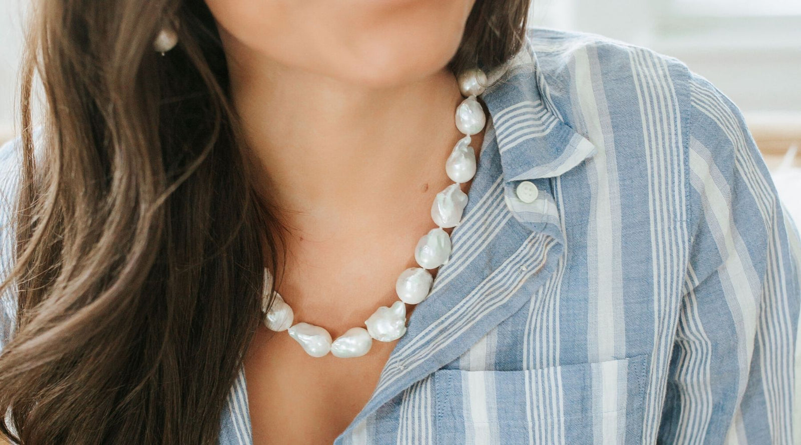 8 Modern Ways to Wear Pearls on Any Occasion