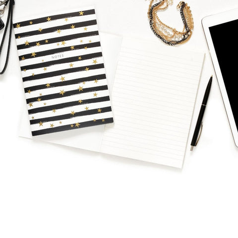 Office Flair: 5 Tips on Wearing Office Fashion Jewelry