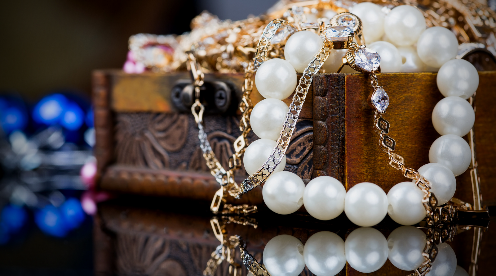 Should you wear pearls on your wedding day? - Majorica News