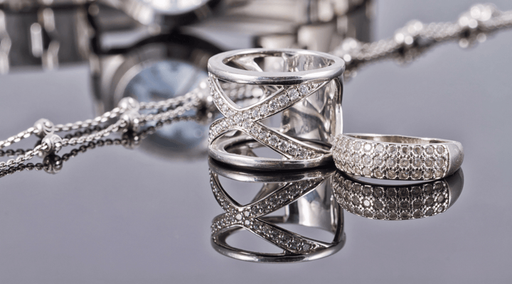 7 Reasons to Start Buying Sterling Silver Jewelry