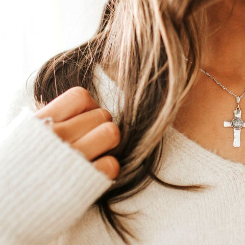 Easter Jewelry: Top 5 Reasons a Sterling Silver Cross is the Best Choice