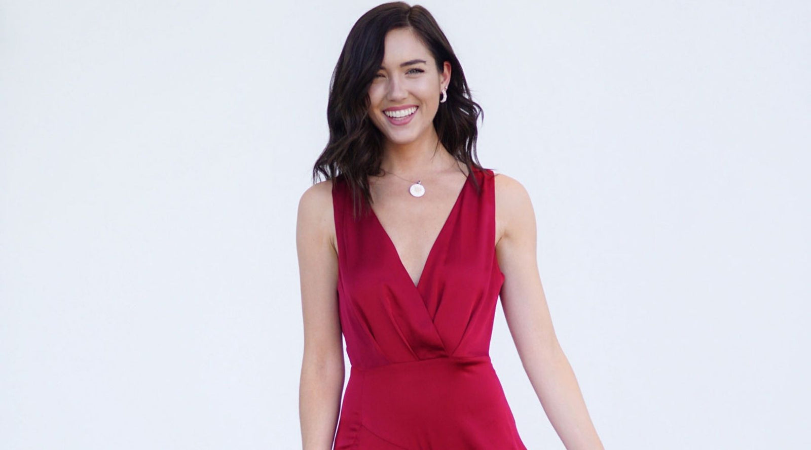 Your Most Flattering Neckline - The Style Glossy