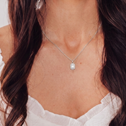 Emerald Cut Crystal Adjustable Necklace (Silver)