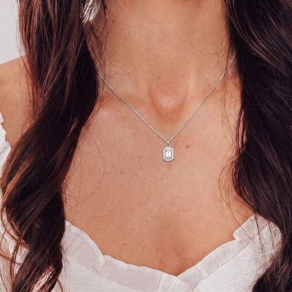 Emerald Cut Crystal Adjustable Necklace (Silver)