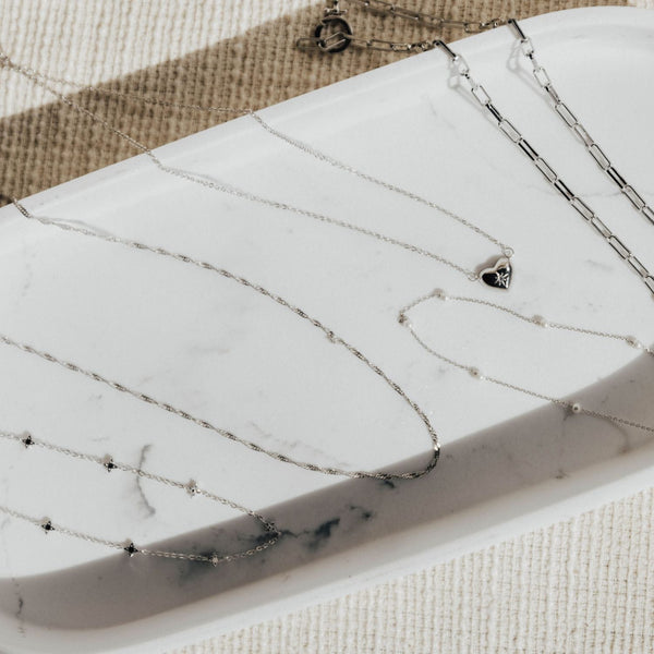 Grace Blooms Necklace Cora Necklace (Silver)