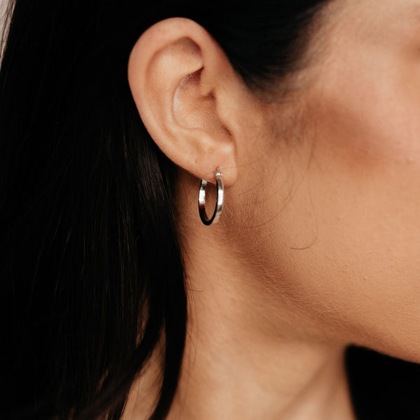 Roma Designer Jewelry Earrings Roma Small Hoop Earrings (Silver)