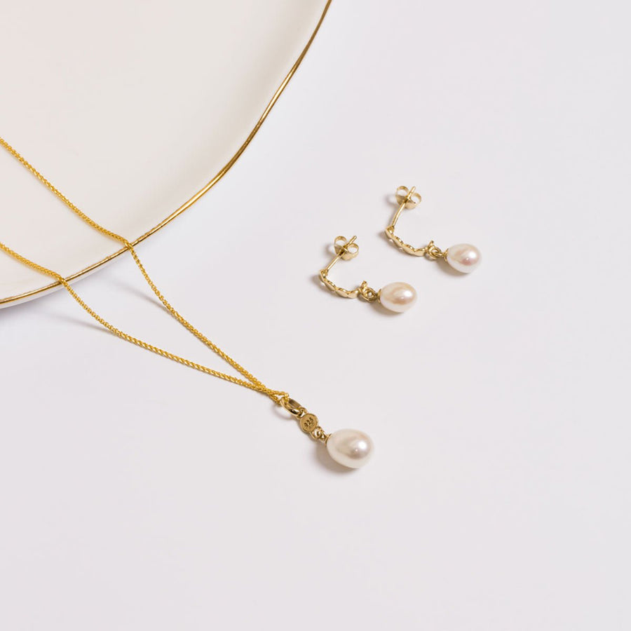 Masami Pearls Pendants Gold Freshwater Pearl Pendant (Gold)