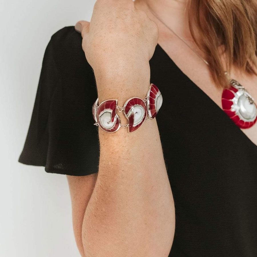 Ocean Collection Bracelets Color / Red Red Nautilus 5-Shell Bracelet