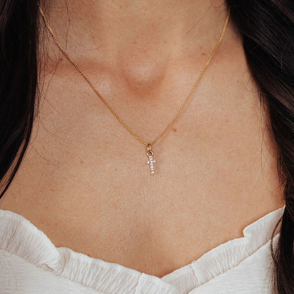 Shop Our Gorgeous Selection of Pendants - Roma Jewelry